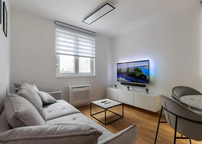 Apartment The Only One Zadar